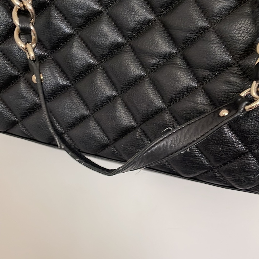 Authentic Kate Spade black quilted leather purse with gold hardware. - Picture 5 of 17